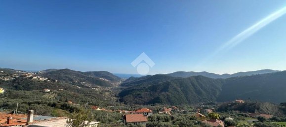 1 bedroom Apartment in Magliolo, Italy No. 105774 4