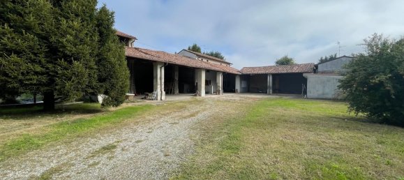 Дом с 3 комнатами в Каперньяника, Италия № 208610 3