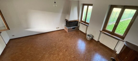 Дом с 3 комнатами в Каперньяника, Италия № 208610 12