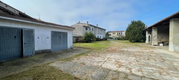 Дом с 3 комнатами в Каперньяника, Италия № 208610 8