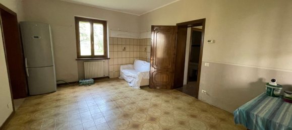 Дом с 3 комнатами в Каперньяника, Италия № 208610 16