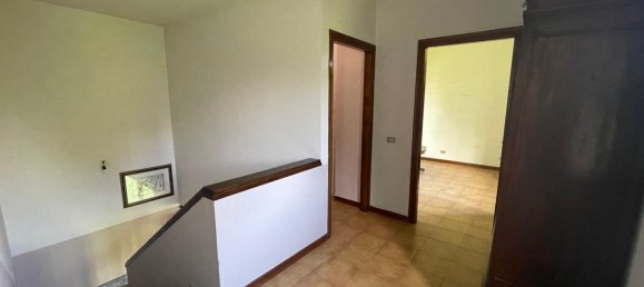 Дом с 3 комнатами в Каперньяника, Италия № 208610 22