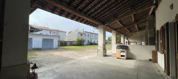 Дом с 3 комнатами в Каперньяника, Италия № 208610 10