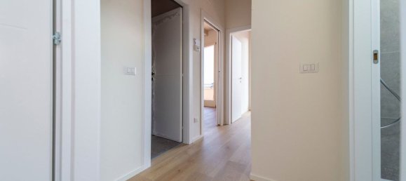 3 rooms Penthouse in Parma, Italy No. 228856 21