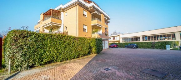 3 rooms Penthouse in Parma, Italy No. 228856 38