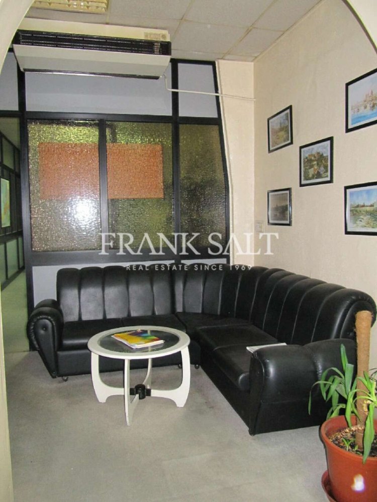 575m² Office in Marsa, Malta No. 13431