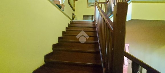 Дом с 5 комнатами в Кумьяна, Италия № 53281 10