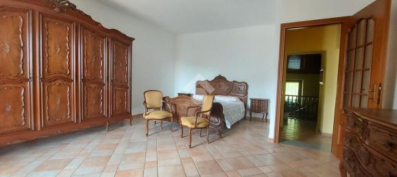 Дом с 5 комнатами в Кумьяна, Италия № 53281 9