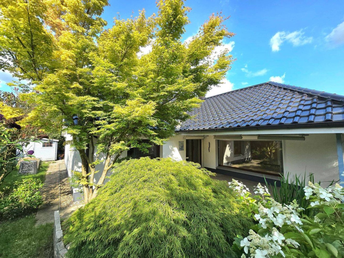 5 bedrooms Bungalow in Pinneberg, Germany No. 69375