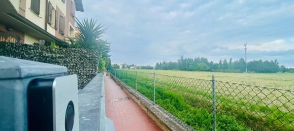 2 bedrooms Apartment in Cento, Italy No. 373244 16