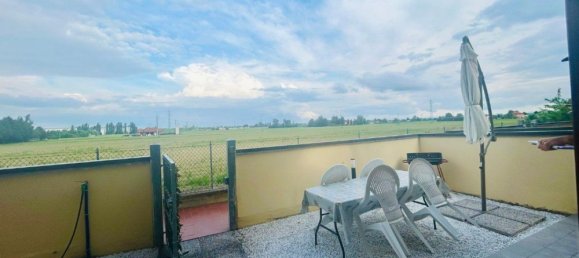 2 bedrooms Apartment in Cento, Italy No. 373244 6