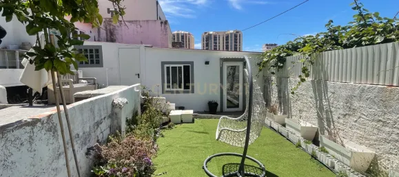 3 bedrooms Villa in Lisbon, Portugal No. 139659 23