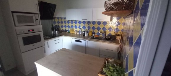 Apartamento de 3 habitaciónes en Gardanne, France No. 333997 2