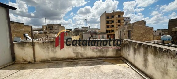 Casa de 6 habitaciónes en Castelvetrano, Italy No. 277459 7