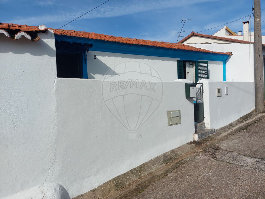 Дом с 1 спальней в Абрантиш, Португалия № 19773