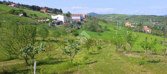 11000m² Land in Potenza, Italy No. 237625 9