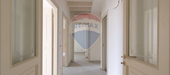 4 Schlafzimmer Wohnung in Mairano, Italy, Nr. 365353 4