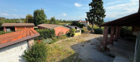 5 bedrooms House in Cuneo, Italy No. 346742 8