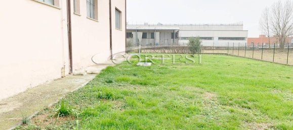 8 rooms Apartment in Città di Castello, Italy No. 1862 16