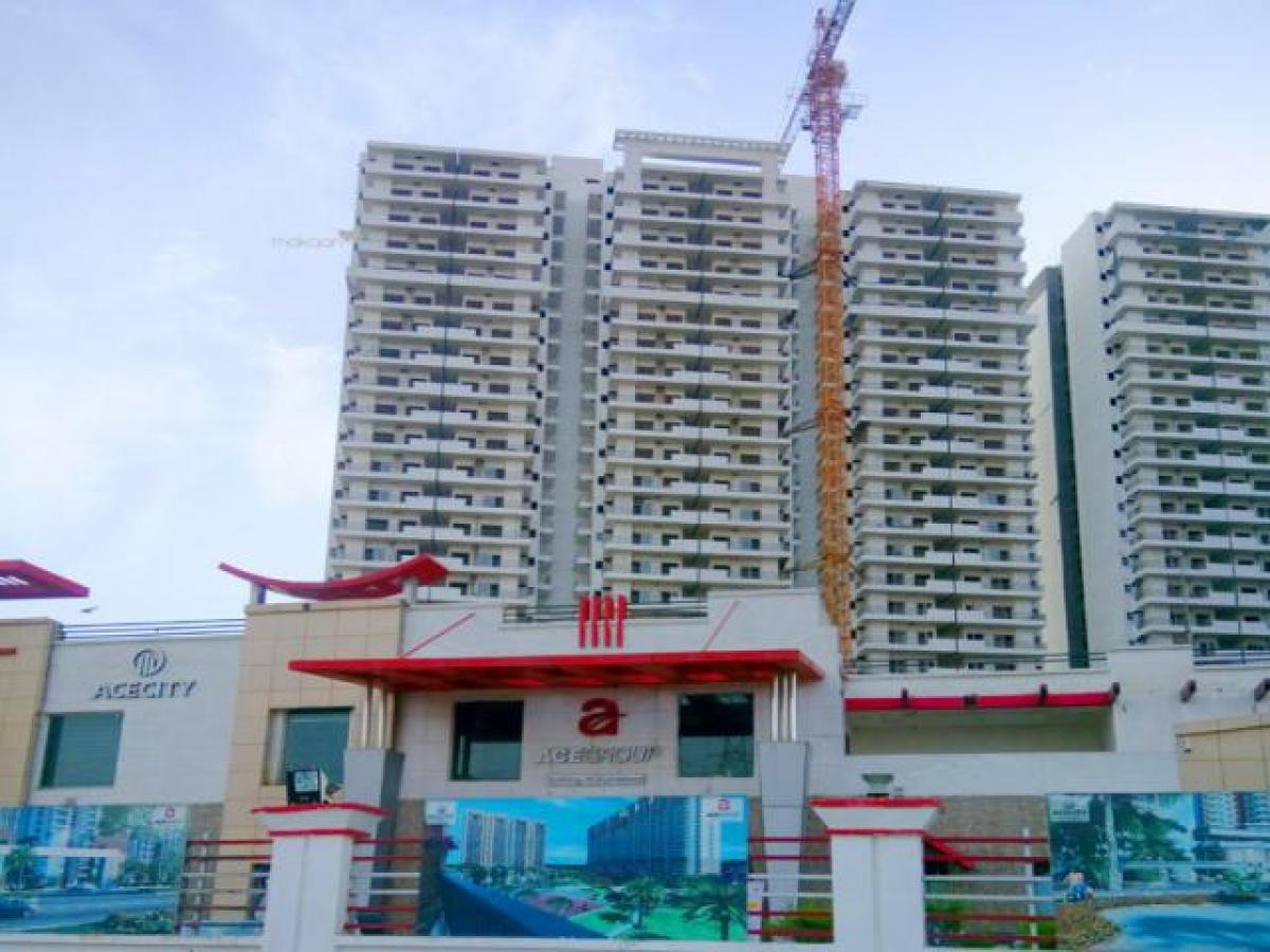 2 bedrooms House in Noida, India No. 65253