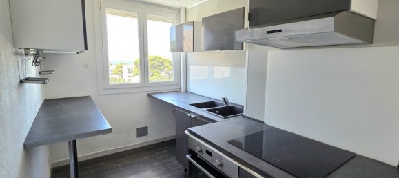 4 bedrooms Apartment in Sete, France No. 294382 3