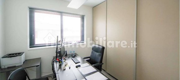5 rooms Office in Albiate, Italy No. 310958 4