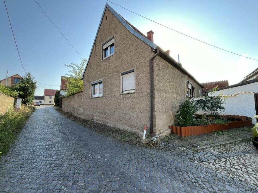 5 rooms House in Mansfeld-Sudharz, Germany No. 141843