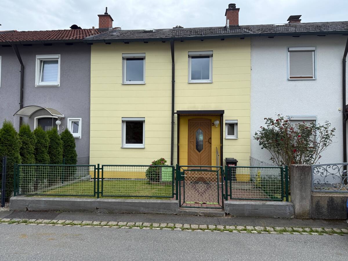 4-salle Maison de ville à Weiden in der Oberpfalz, Germany No. 274032