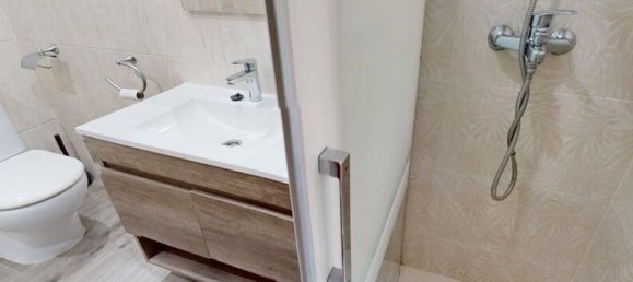 Apartamento de 3 dormitorios en Mollet del Vallès, Spain No. 180574 16