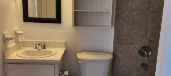 3 dormitorios propiedad comercial en alquiler en Miami, Miami-Dade, Florida, USA № 615354 10