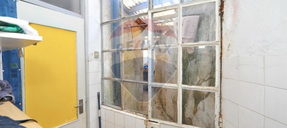 Bâtiment à Lisbon, Portugal 70m² No. 52317 12