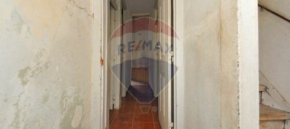 Bâtiment à Lisbon, Portugal 70m² No. 52317 3