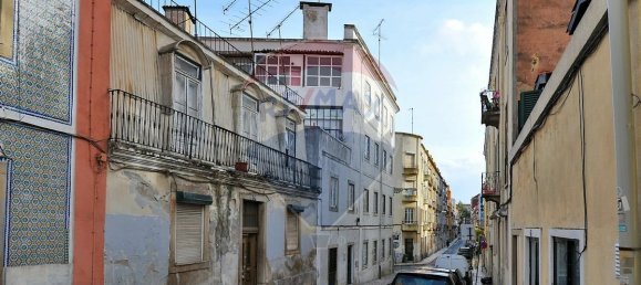 Bâtiment à Lisbon, Portugal 70m² No. 52317 10