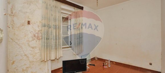 Bâtiment à Lisbon, Portugal 70m² No. 52317 2