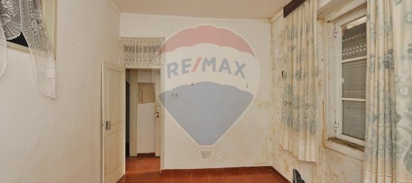 Bâtiment à Lisbon, Portugal 70m² No. 52317 4