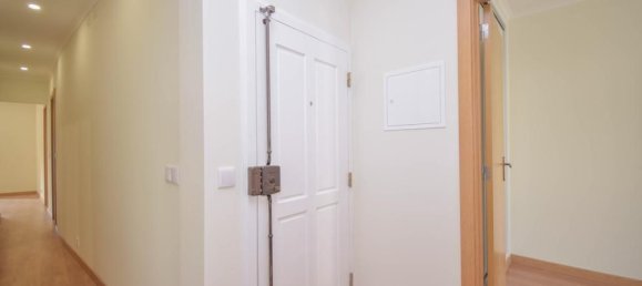 3 Schlafzimmer Wohnung in Lisbon, Portugal, Nr. 80482 10