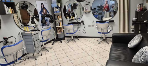 Gewerbliche Immobilie in Ferrara, Italy, Nr. 81005 3