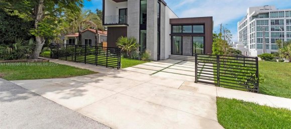 6 dormitorios villa en venta en Miami, Miami-Dade, Florida, USA № 615746 28