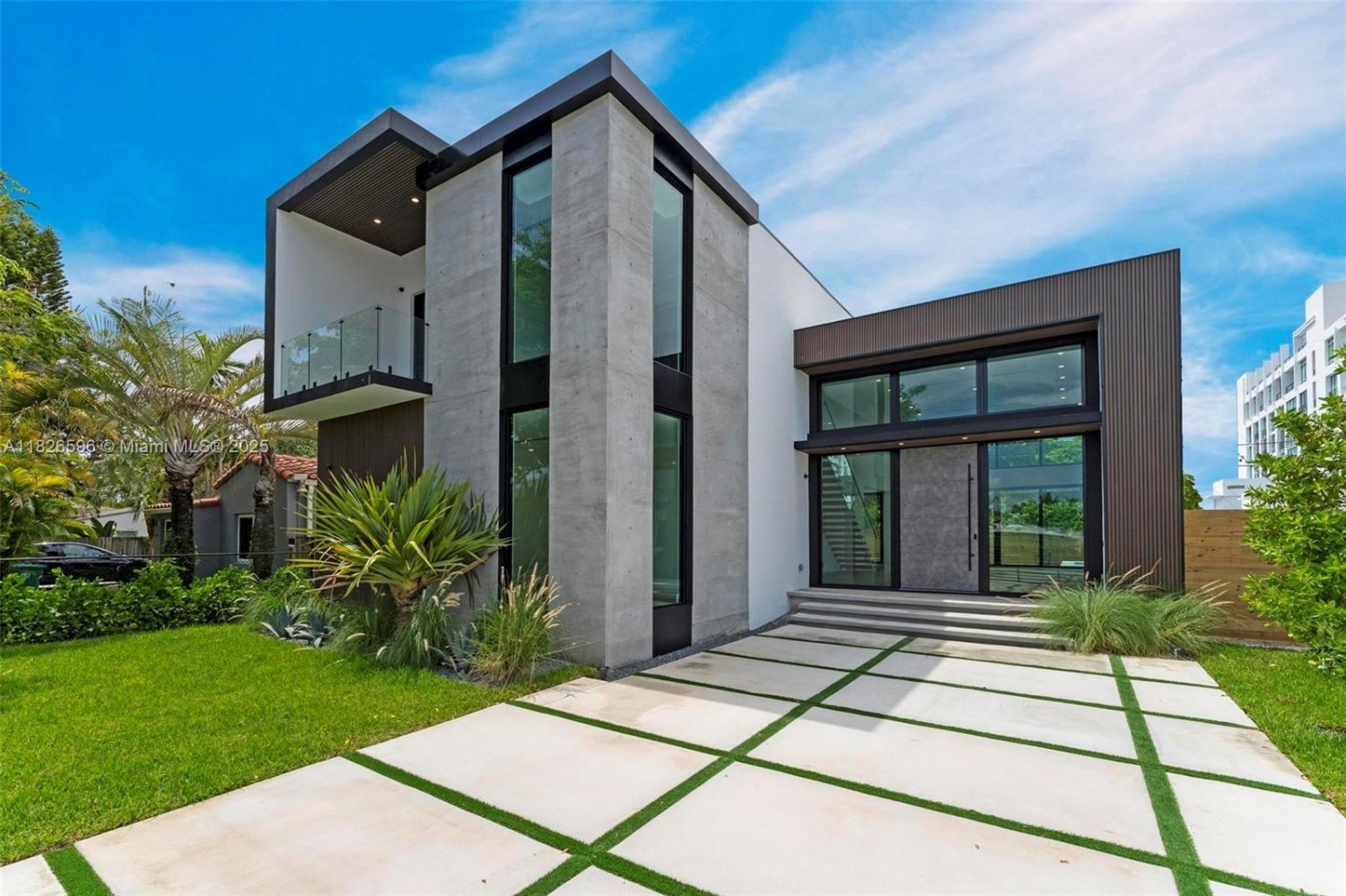 6 dormitorios villa en venta en Miami, Miami-Dade, Florida, USA № 615746