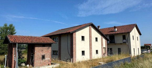 Casa de 3 habitaciónes en Manta, Italy No. 306762 5