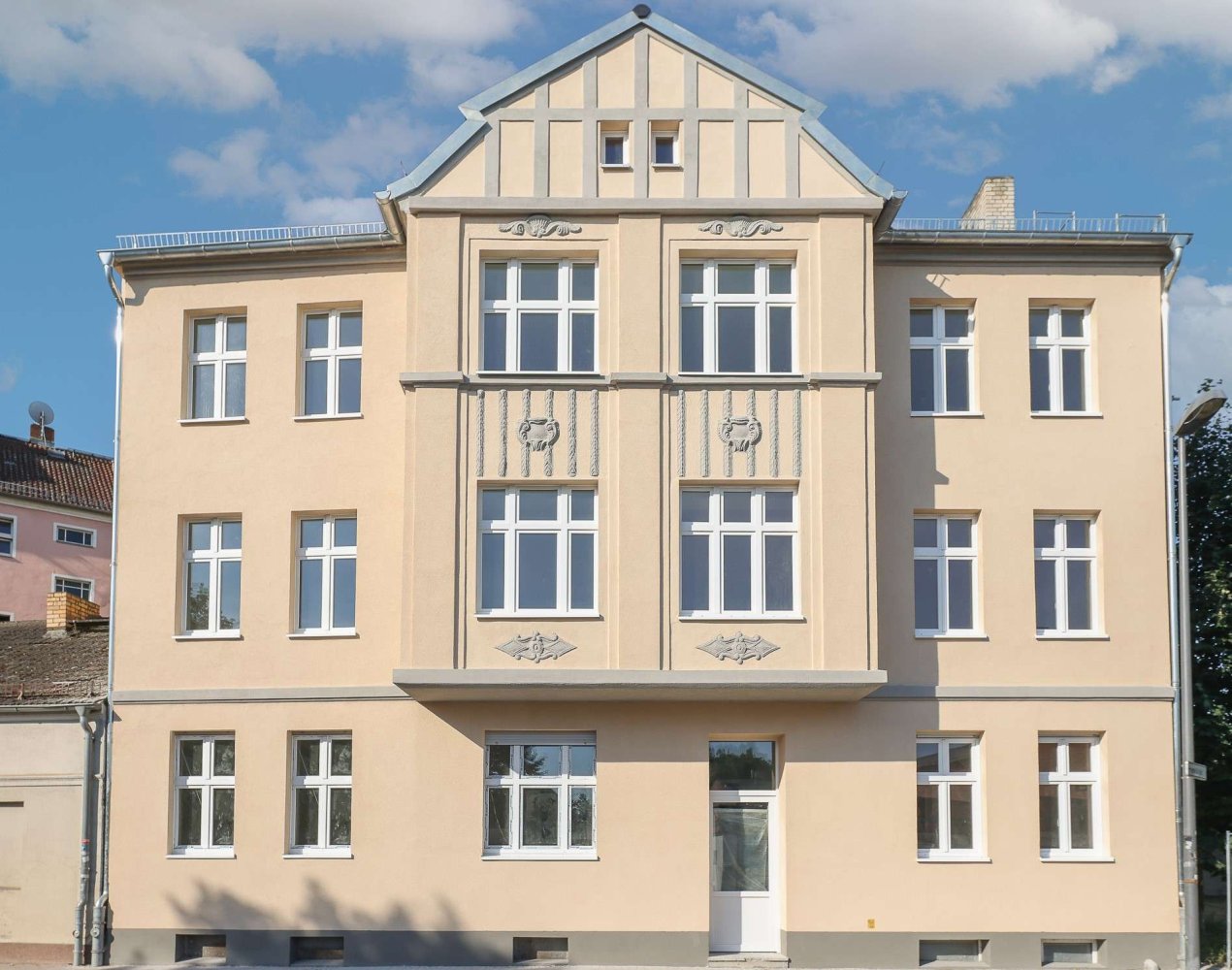 400m² Building in Teltow-Flaming, Germany No. 314317