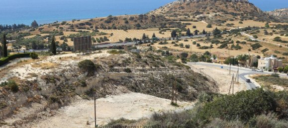 Villa de 3 dormitorios en Agios Tychonas, Cyprus No. 17279 4