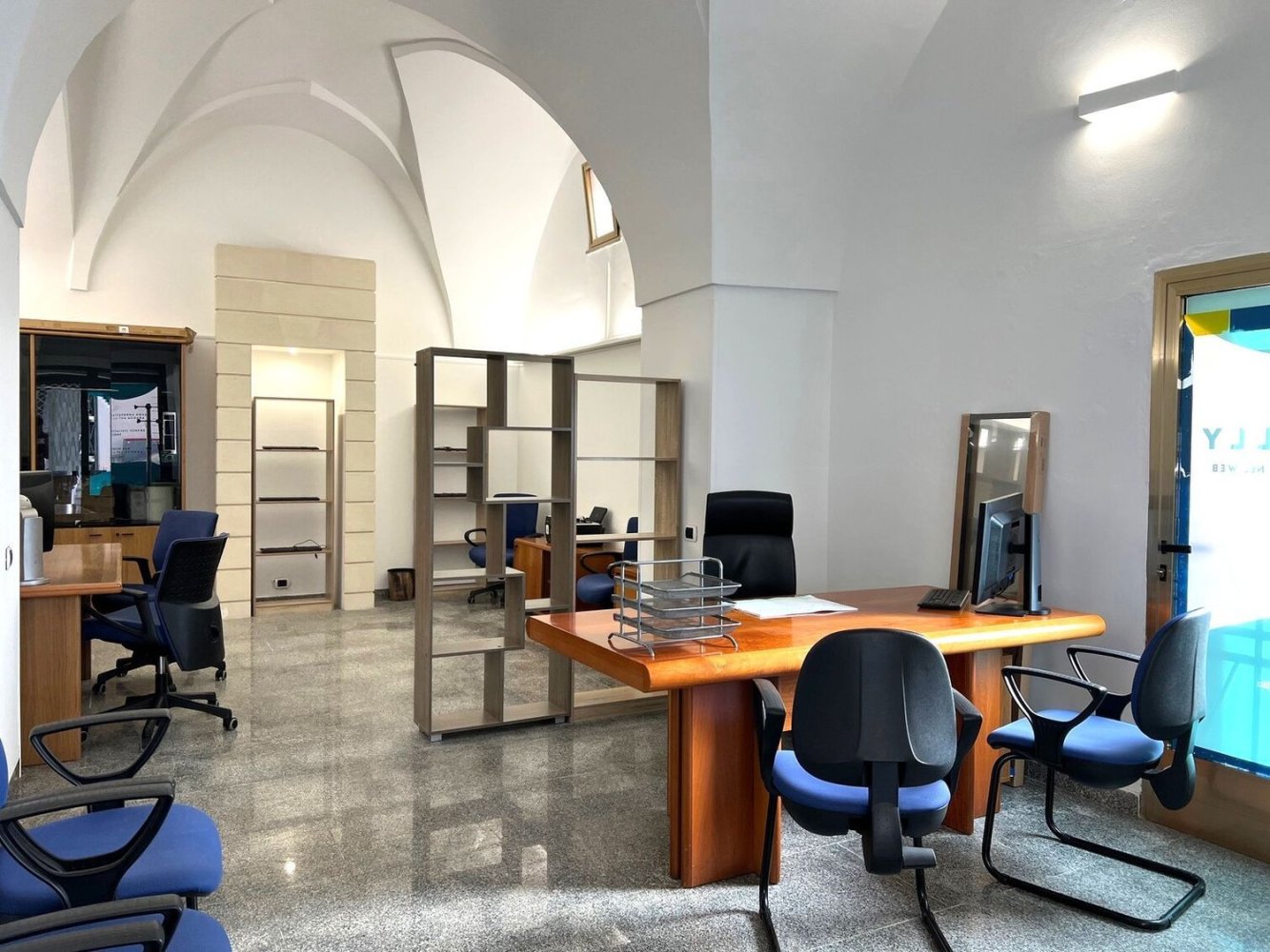 Коммерческая недвижимость 54м² в Casarano, Италия № 261625