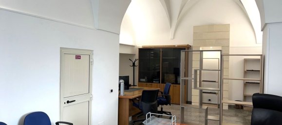 54m² Commercial property in Casarano, Italy No. 261625 4