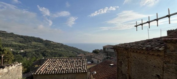 4 bedrooms Apartment in Longobardi, Italy No. 110531 12