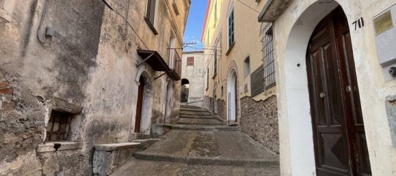 4 bedrooms Apartment in Longobardi, Italy No. 110531 17