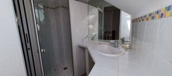 3 bedrooms House in Embrun, France No. 329961 8