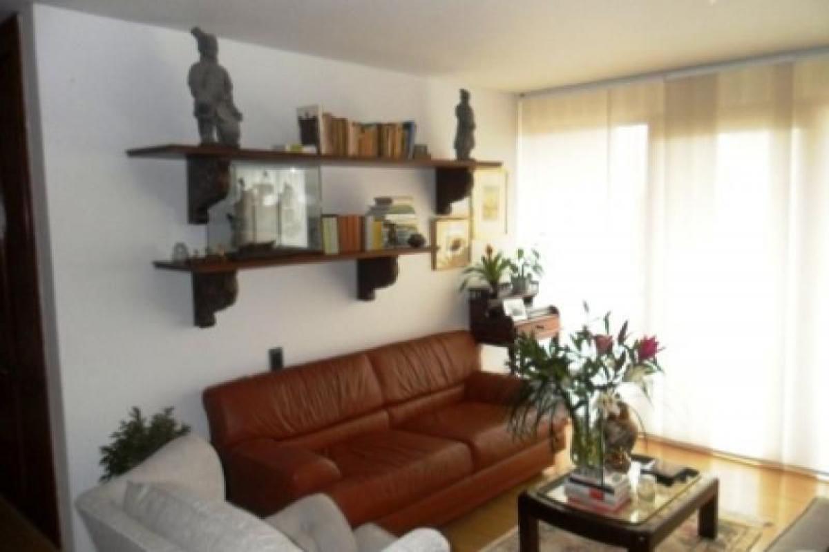 Casa de 3 dormitorios en Bogotá, Colombia No. 13995