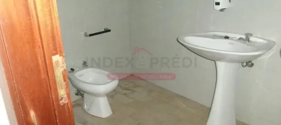 Bureau à Montemor o Velho, Portugal 162m² No. 70993 9