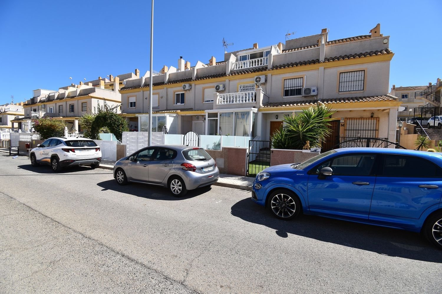 2 bedrooms Townhouse in Alicante, Spain No. 271662
